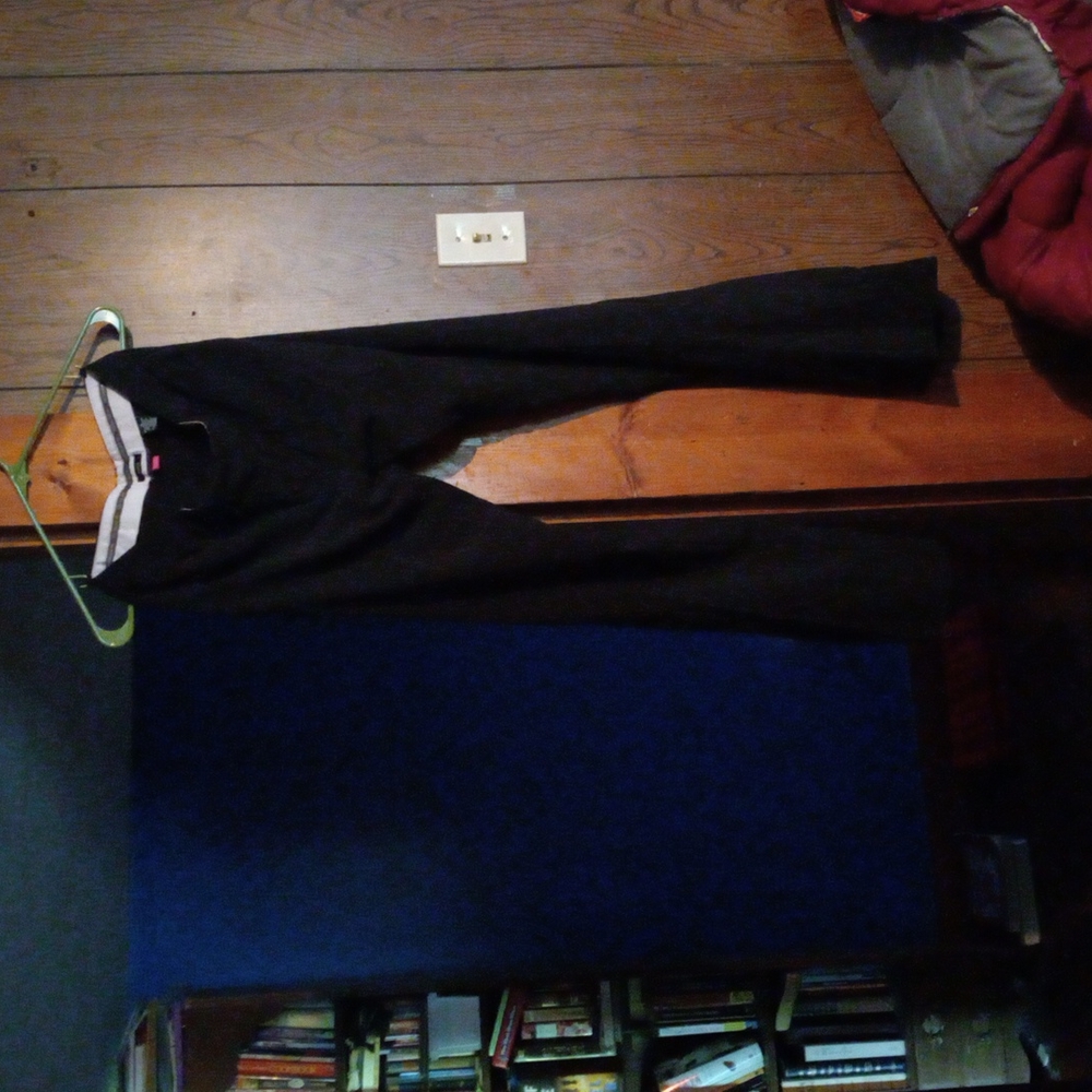 Old College Inn clothing company soho stretch 7r black pants women